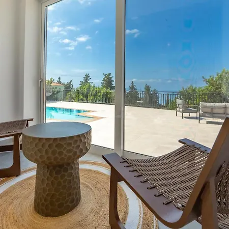 Daphne, Lourdas Bay View Villa